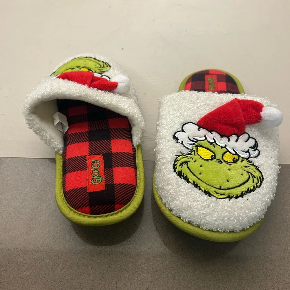 Christmas Kids Grinch Slippers with Santa Hat - White and Green L-2-3